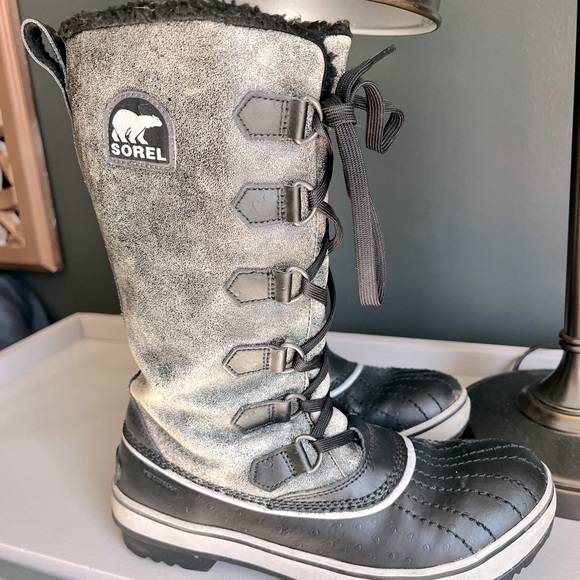 Sorel Shoes - Sorel Joan of arc boots